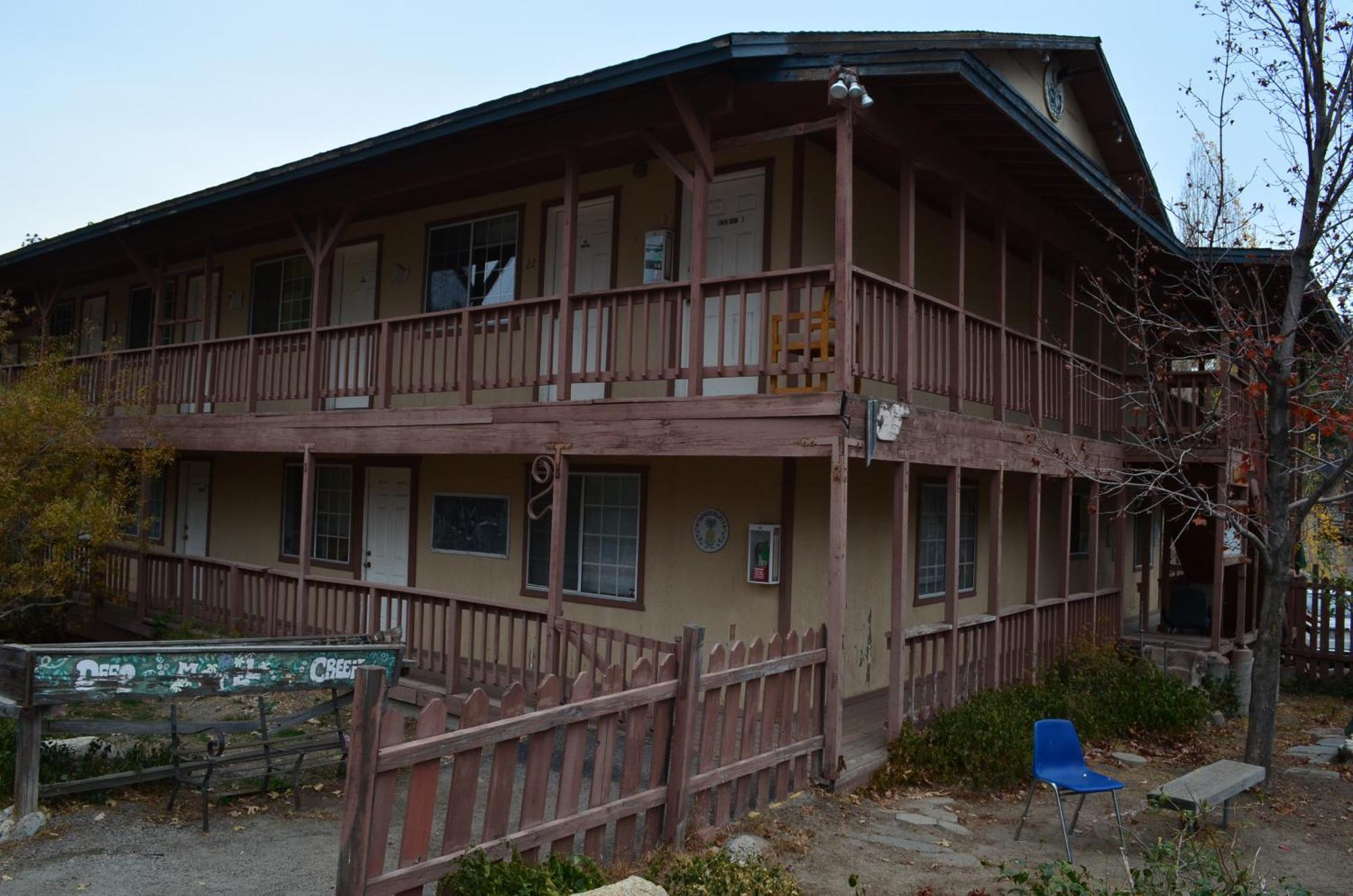 Deep Creek Motel Running Springs Eksteriør bilde