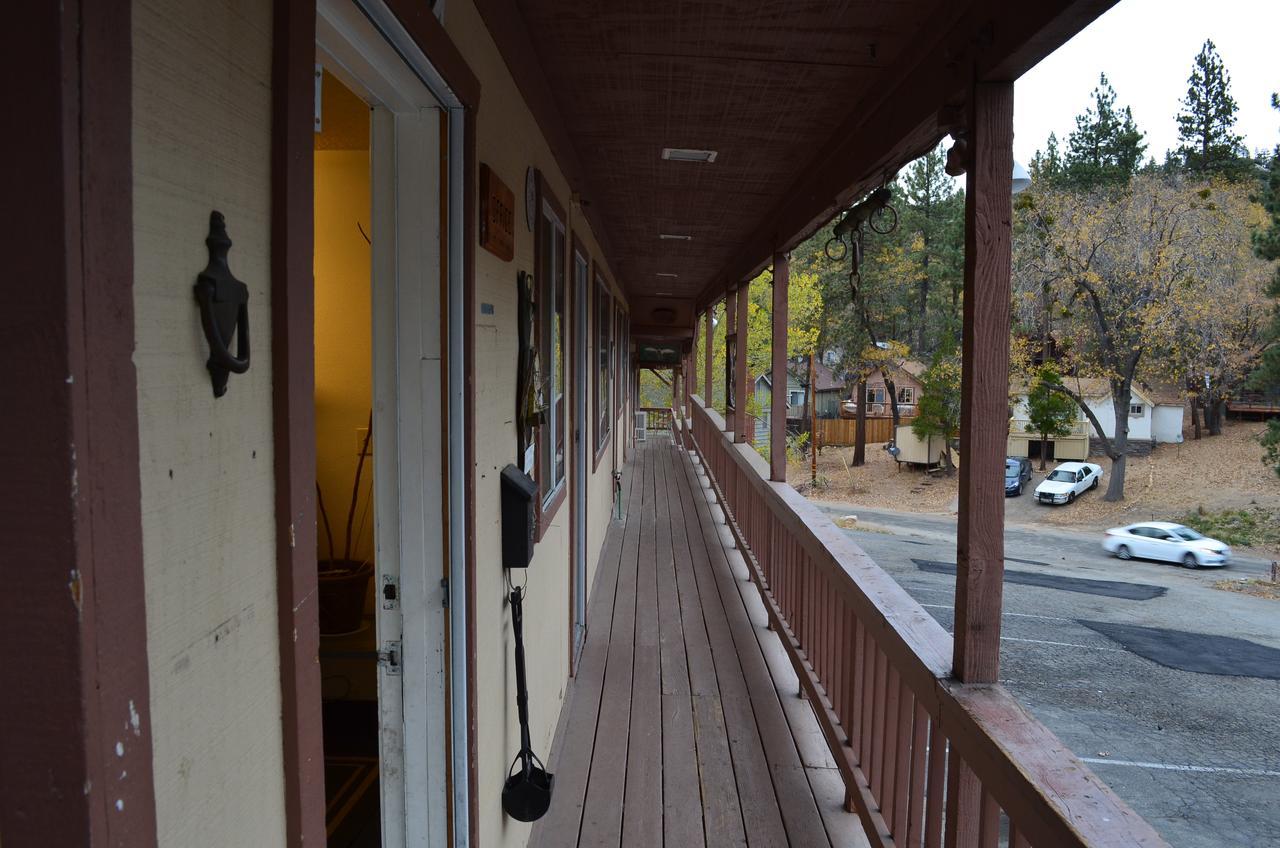 Deep Creek Motel Running Springs Eksteriør bilde